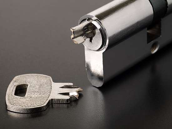 B_B-locksmith-services-re-keying-2 (1)